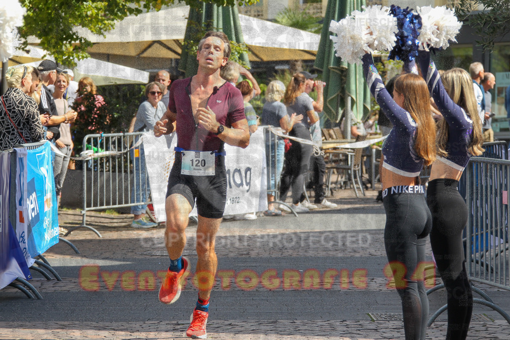 250824_1240_EV4_9353 | Sportfotografie im Rhein-Sieg Kreis, Köln, Bonn, NRW, Rheinland Pfalz, Hessen, etc. Unser Tätigkeitsfeld umfasst den Laufsport vom Volkslauf über den Marathon, Duathlon, Triathon bis zum Ultralauf wie Kölnpfad Ultra oder Schindertrail.