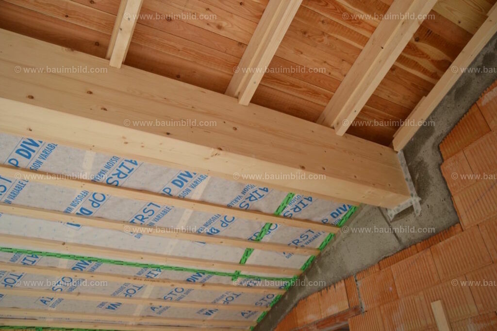 bib-lg13-holzbau-ausbau-0002 | Nach LV-Leistungsgruppen sortierte Detailfotos über den Bau eines Hauses. Alle Hausbau-Bilder direkt vom Urheber und Autor der Website Haus-Selber-Bauen.com