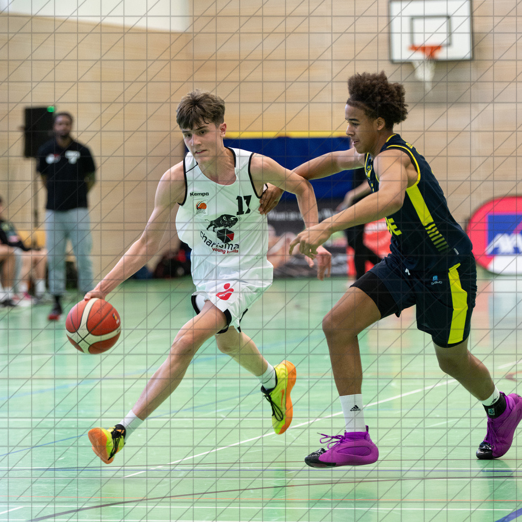 JBBL 24/25 | 04.04.2025 | Charisma Young Bulls vs. Baskets Juniors Oldenburg | 2. Runde PlayOffs Gruppe Nord, 2. Spiel | JBBL 24/25 | 04.04.2025 | Charisma Young Bulls vs. Baskets Juniors Oldenburg | 2. Runde PlayOffs Gruppe Nord, 2. Spiel - - - - - CREDIT, www.bullenfotos.de, Martin König, Hörner Weg 40, D-49078 Osnabrück, +4917663732967, Nutzung und Weitergabe nur zu den vereinbarten Zwecken. Presseanfragen an Urheber. Alle Rechte beim Urheber. - - - - - - Realisiert mit Pictrs.com
