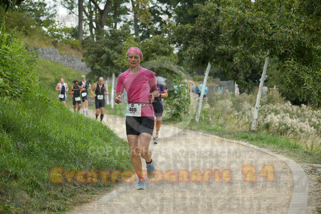 250824_1400_EX1_4555 | Sportfotografie im Rhein-Sieg Kreis, Köln, Bonn, NRW, Rheinland Pfalz, Hessen, etc. Unser Tätigkeitsfeld umfasst den Laufsport vom Volkslauf über den Marathon, Duathlon, Triathon bis zum Ultralauf wie Kölnpfad Ultra oder Schindertrail.