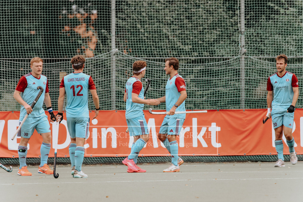 Herren_Bundesliga_02_F_RWK-UHC_21.09.25_Köln (235 von 471) | lanaschraderfotografie - Realisiert mit Pictrs.com