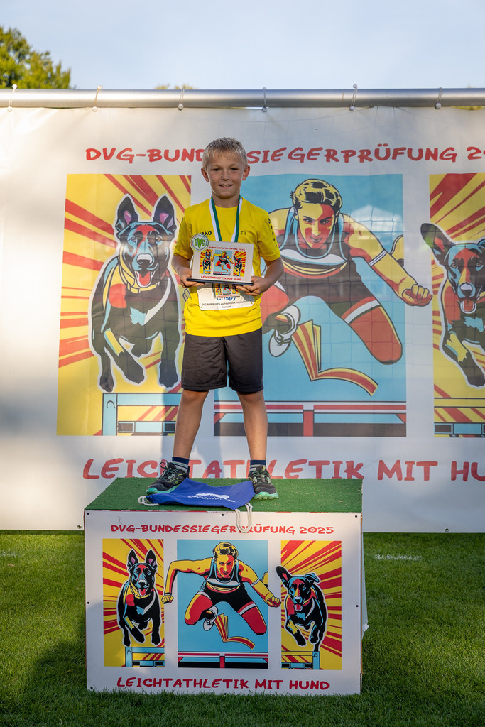 Pfotenfotografie_DV3A4528-2 | Hundefotografie, Tierfotograf, Pfotenfotografie, Fotoshooting Hund, Hunde Portrait, Hundesport, Hundeportraits, Heideshooting, Hunde, Sportfotograf, Hundefotograf, Turnierhundsport, THS,  - Realisiert mit Pictrs.com