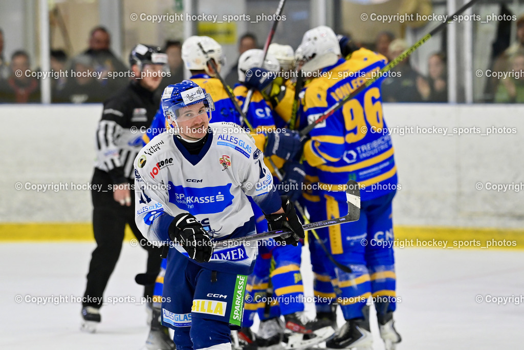 1. EHC Althofen vs. ESC Sparkasse Steindorf  | #11 Kalan Luka ESC Steindorf,  Jubel EHC Althofen, #96 Kronlechner Christoph EHC Althofen, 1. EHC Althofen vs. ESC Sparkasse Steindorf , 1. EHC Althofen vs. ESC Sparkasse Steindorf  am 08.03.2026 in Althofen (Stadthalle Althofen), Austria, (Photo by Bernd Stefan)