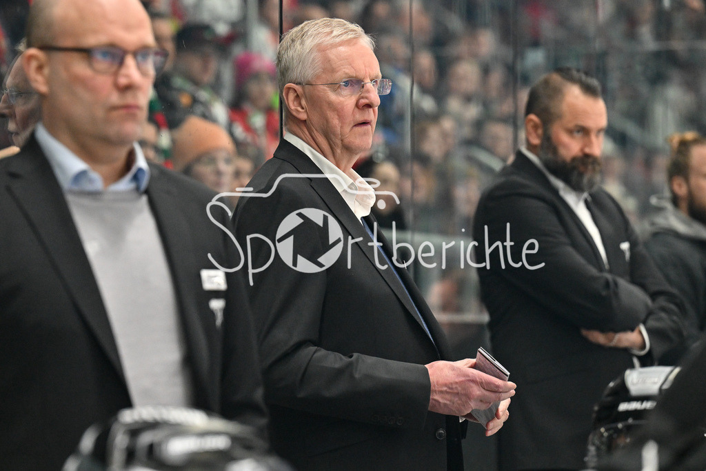 Augsburger Panther - Kölner Haie | im Bild Kari JALONEN Trainer Koelner Haie / Einzelfoto / Freisteller / DEL: Augsburger Panther - Koelner Haie, Curt Frenzel Stadion am 02.03.2025