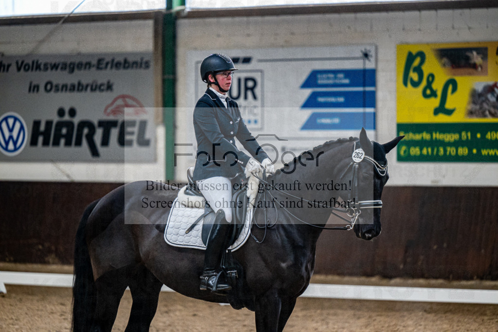 20240310-DOS_8125 | Entdecke hochwertige Reitturnierfotos von Foto Oger. Professionell, emotional und authentisch – jetzt Lieblingsmomente im Shop bestellen.Deutschlandweite Turnierfotografie. - Realisiert mit Pictrs.com