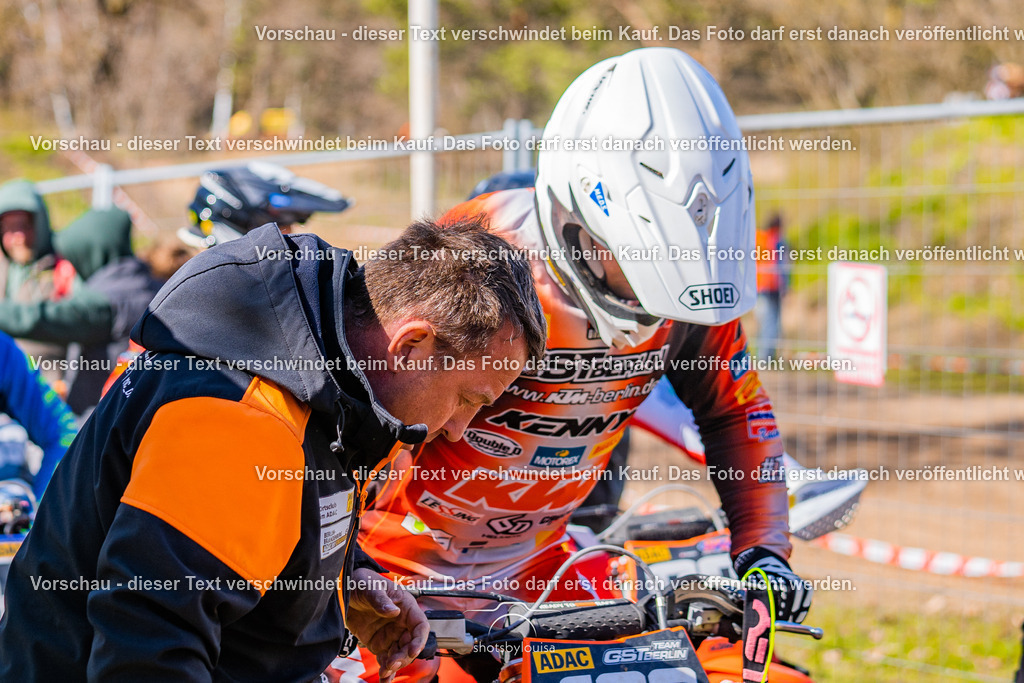 20260406_MSCHänchen-9709 | Sportfotografin aus Berlin-Brandenburg mit Fokus auf Motocross. Ich halte deine sportliche Leistung und echte Emotionen auf und neben der Strecke professionell fest. Entdecke die Fotos von deinem Rennen und bestelle sie direkt hier im Shop.