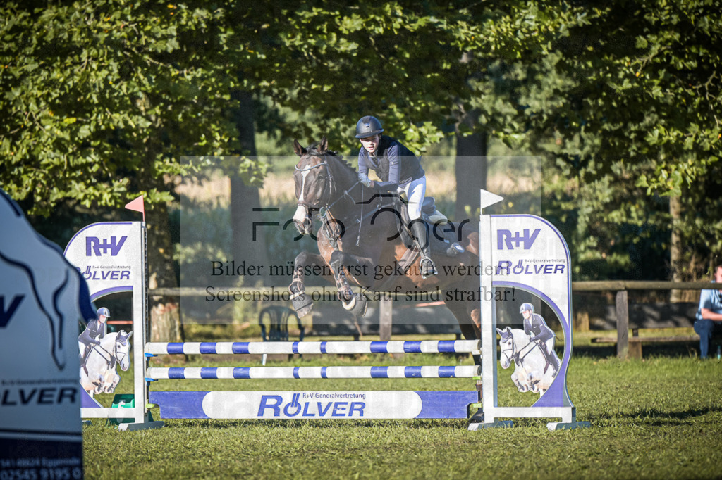 DOS_0428 | Entdecke hochwertige Reitturnierfotos von Foto Oger. Professionell, emotional und authentisch – jetzt Lieblingsmomente im Shop bestellen.Deutschlandweite Turnierfotografie. - Realisiert mit Pictrs.com