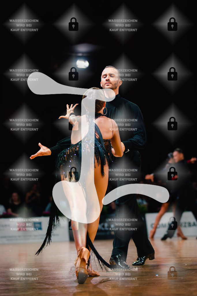 GOC 2025 - WDSF GrandSlam Latin 120th-122nd (160) Marvin Ochs _ Jule Stellrecht (Germany)-2025-08-23-1163 | Webshop for digital downloads and prints of dance sport, event & show photographer Julian Link - Realisiert mit Pictrs.com