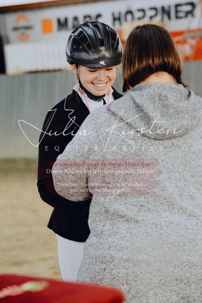 DSC_7401 | Pferde- und Turnierfotografie in Westsachsen. Pferdeportraits, Auftragszeichnungen und intuitive Kunst.