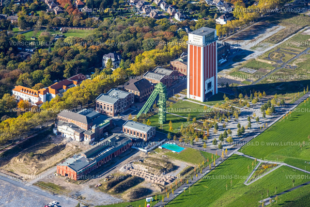 Kamp-Lintfort221004639 | Luftbild, Zechenpark Naherholungsgebiet, ehemaliges RAG Bergwerk West, Zeche Friedrich Heinrich, Zechenturm Großer Fritz, Förderturm, Freifläche, Lintfort, Kamp-Lintfort, Niederrhein, Ruhrgebiet, Nordrhein-Westfalen, Deutschland