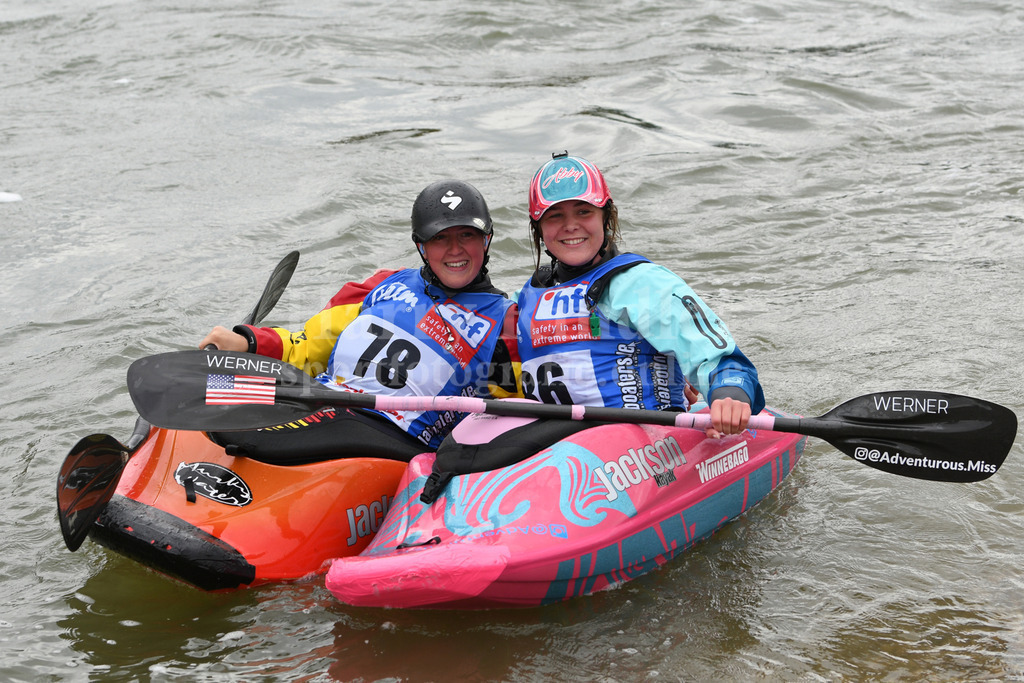 ICF CANOE FREESTYLE WORLD CUP 1 / PLATTLING | 2024 ICF CANOE FREESTYLE WORLD CUP 1 / PLATTLINGWomen's Kayak SurfaceMerle HAUSER (Germany) #78; Abby HOLCOMBE (United States) #86 - Realisiert mit Pictrs.com