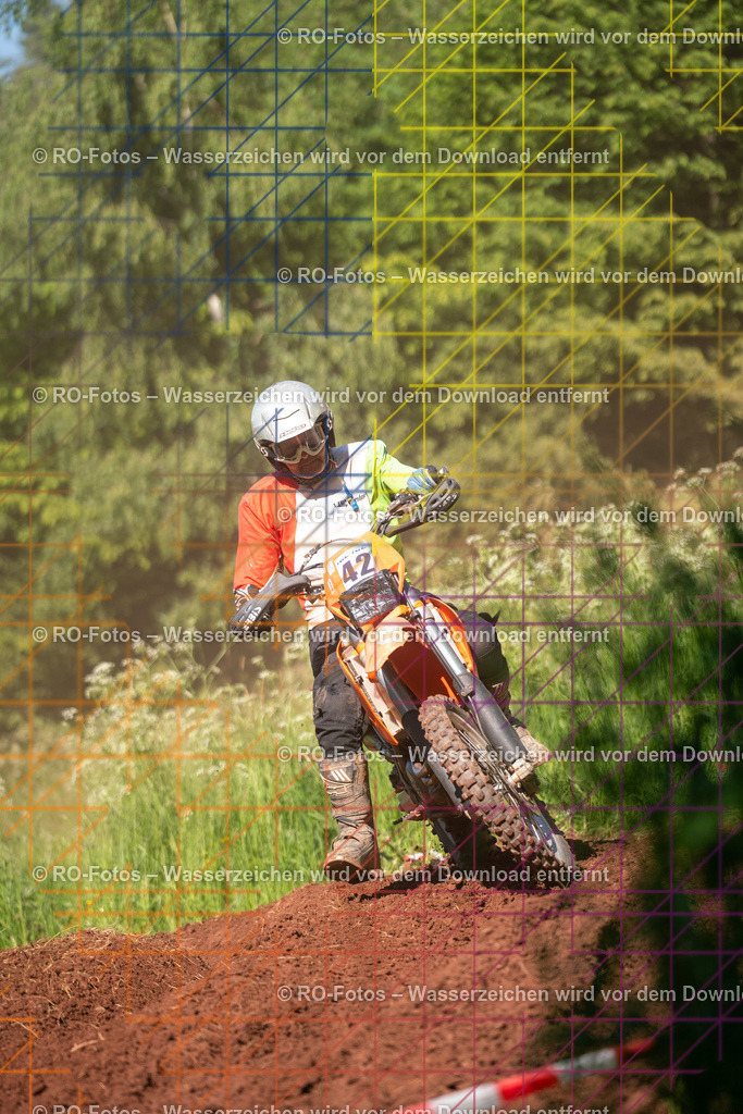 Wolfshausen 3 Lauf -1292 | Sportfotografie von RO-Fotos: Motorsport, Motocross, Enduro, Laufveranstaltungen und Triathlon. Professionelle Fotos von Sportlern und Events. - Realisiert mit Pictrs.com