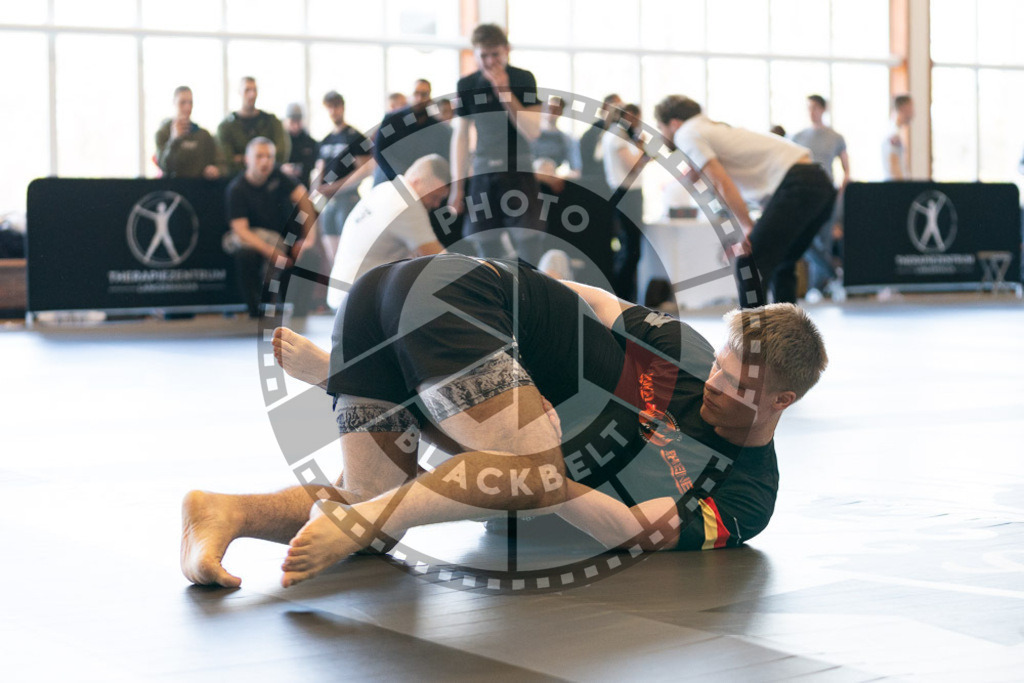 20250329PBB0248 | Fighters compete during the International Luta Livre (ILLCS) Germany IX Spring 2025 Competition spring on March 29, 2025 in Hannover, Germany.© Chiara Dazi