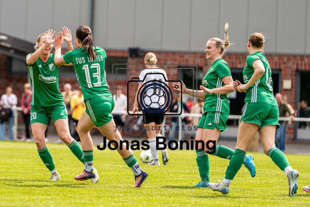 Fußball I Frauen I Saison 2025-2026 I Oberliga Niedersachsen I 22. Spieltag I TuS Lutten - DJSK-SV Bunnen I 00100 | jns.sportfotos - Realisiert mit Pictrs.com