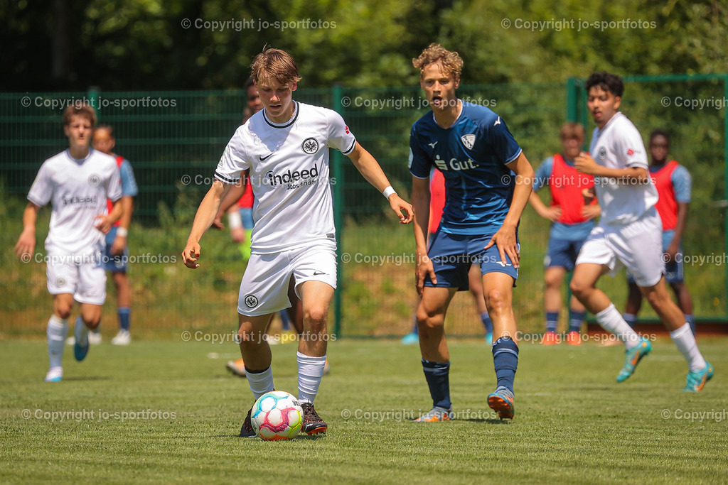 BQ3I5011 | 17.06.2023; Testspiel; Rasenplatz Offdilln; VfL Bochum U17 - Eintracht Frankfurt U17; Ergebnis: 3:1 (1:1)