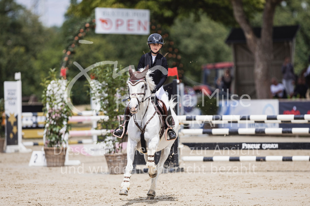 250711_BHO_A2-Spr-2-252 | Deine schönsten Turniermomente als professionelle Fotos! Entdecke hochwertige Pferdesport-Fotografie im Online-Shop. Jetzt Fotos finden & bestellen!