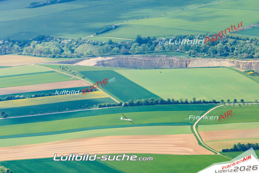 Luftbild von Segelflieger Neusitz - Luftaufnahme wurde 2015 von https://frankenair.de mittels Flugzeug (keine Drohne) erstellt - die Geschenkidee