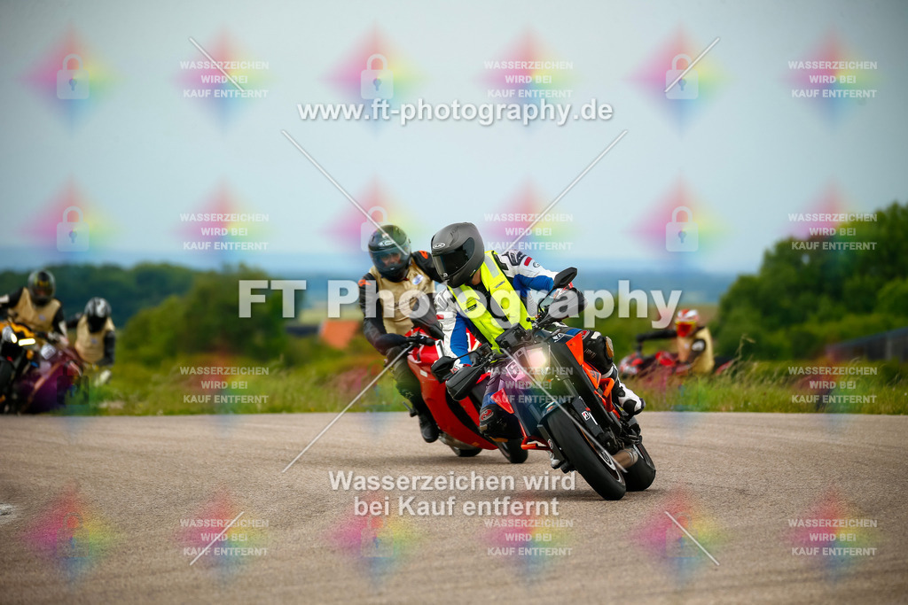 _MOT1573 | Hier findet Ihr Bilder von Touristenfahrten auf der Nürburgring Nordschleife oder von anderen Veranstaltungen die ich besucht habe. Viel Spass beim Durch Schauen 