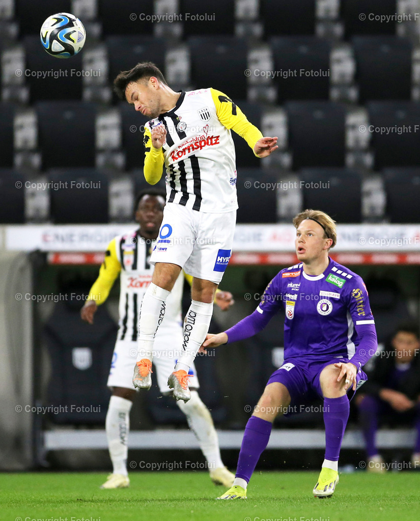 A_LUI_11022024_07 | SPORT,FUSSBALL ,ADMIRAL BUNDESLIGA 11.02.2024 LASK-AUSTRIA KLAGENFURT,IM BILD: SASCHA HORVATH (LASK) UND ARON SKY SCHWARZ (KLAGENFURT) FOTO.FOTOLUI/MW