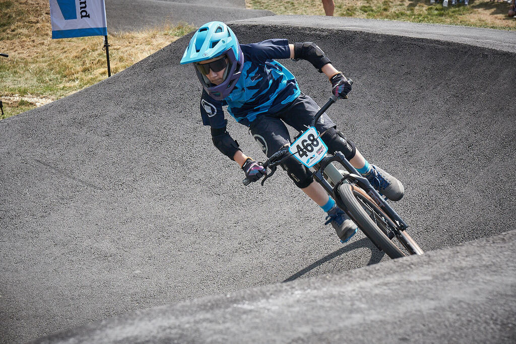 202506251-03 PM25 98@sebastiankopp | German Pumptrack Series - Realisiert mit Pictrs.com