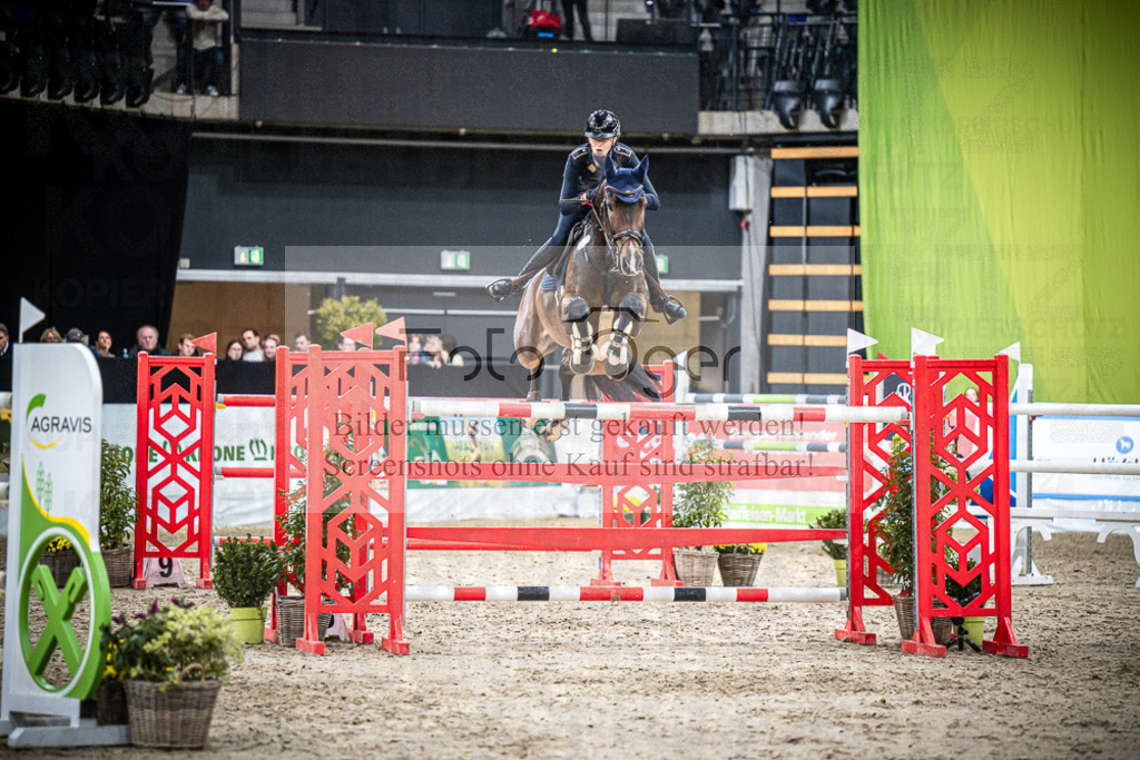 DOS_0744 | Entdecke hochwertige Reitturnierfotos von Foto Oger. Professionell, emotional und authentisch – jetzt Lieblingsmomente im Shop bestellen.Deutschlandweite Turnierfotografie. - Realisiert mit Pictrs.com