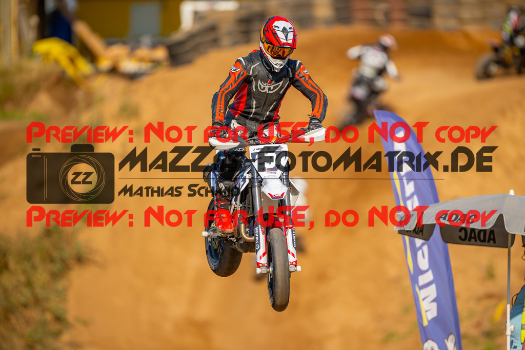 MaZZes-Fotomatrix-20260815-602592 | S2
