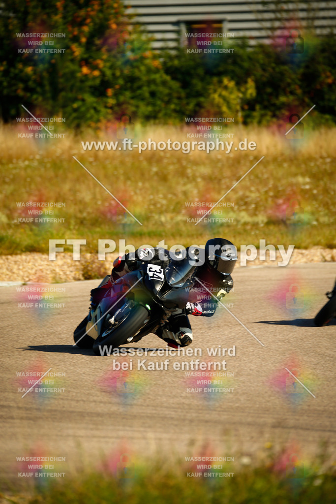 _MOT8546 | Hier findet Ihr Bilder von Touristenfahrten auf der Nürburgring Nordschleife oder von anderen Veranstaltungen die ich besucht habe. Viel Spass beim Durch Schauen 