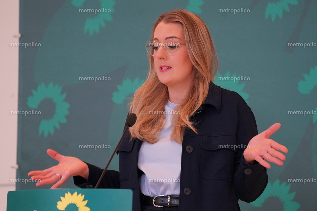 Katharina Dröge (19) | Metropolico