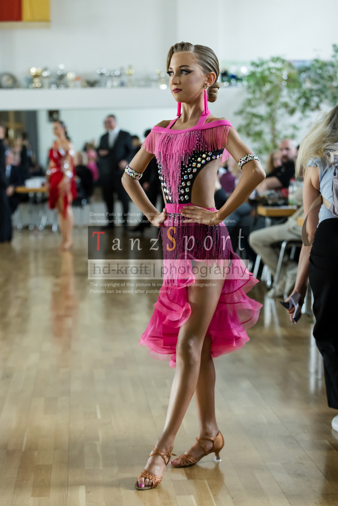 20240615_DM-Jun2-Kombi_09436 | Tanzsportbilder, Standardtanz, Lateintanz, WDSF, DTV, LTVB, dancecomp, goc, hessen tanzt, blaues band der spree, walzer, tango, wiener walzer, slowfox, quickstepp, samba, rumba, cha-cha-cha, paso doble. jive, hd-kroft photography, turniertanzsport