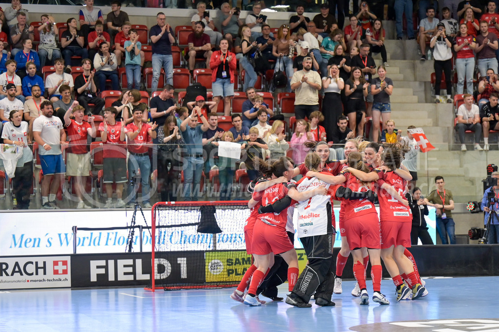 Women's 3v3 WFC 2025 - Championship Final - Finland v Switzerland | Switzerland wins the gold medal game, during Women's 3v3 WFC 2025 - Championship Final, Switzerland: 03.05.2025, Winterthur, AXA ArenaEvent page: <a href="https://www.u19wfc2025.ch/">www.u19wfc2025.ch</a>Credit: Markus Aeschimann, <a href="https://markus-aeschimann.ch">markus-aeschimann.ch</a>Instagram: <a href="https://instagram.com/sportfotografie.aeschimann">@sportfotografie.aeschimann</a> - Realisiert mit Pictrs.com