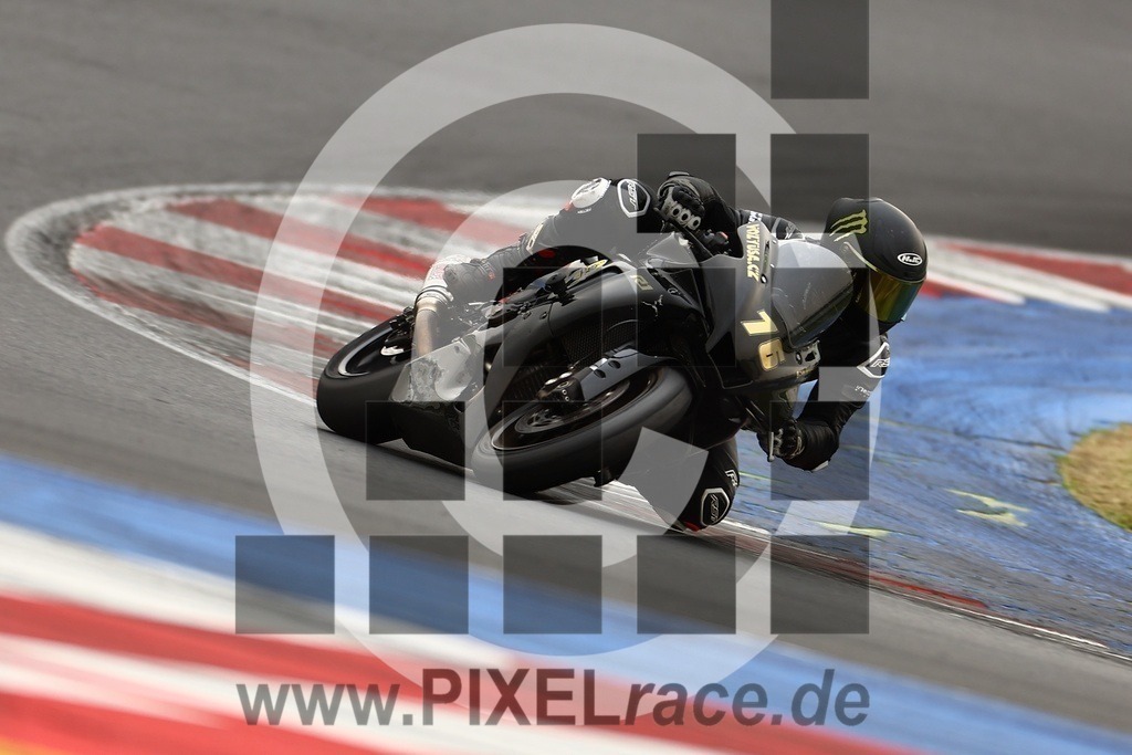 0076-20240329_02399 | Schöne Erinnerungen an spannende Momente - das festzuhalten ist unser Job. PIXELrace.de ist seit 2003 auf den Rennstrecken Europas unterwegs um die Action draußen beim Fahren und die wunderbare Stimmung imm Fahrerlager für euch einzufangen.