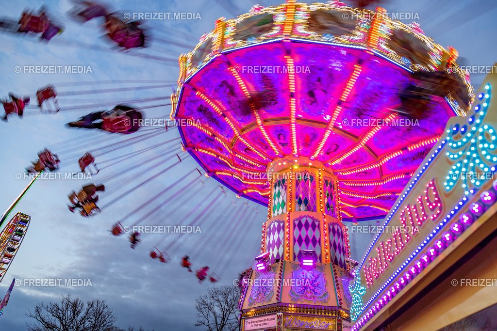 PALMKIRMES RECKLINGHAUSEN | PALMKIRMES RECKLINGHAUSEN

VEROEFFENTLICHUNG NUR GEGEN HONORAR

CONTACT:
FREIZEIT.MEDIA
HENDRIK PÖTHER
IM SCHLATT 24
46414 RHEDE

FON: +49 (0)2872 9496637
MAIL: INFO@FREIZEIT-MEDIA.DE
WEB: WWW.FREIZEIT.MEDIA - Realisiert mit Pictrs.com