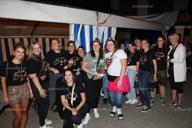 Letzer Dämmershoppen 2025 beim Buggl Volte | Bildershop von pixelworld.at - Realisiert mit Pictrs.com