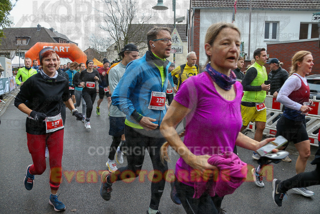 251130_1134_EX1_8054 | Sportfotografie im Rhein-Sieg Kreis, Köln, Bonn, NRW, Rheinland Pfalz, Hessen, etc. Unser Tätigkeitsfeld umfasst den Laufsport vom Volkslauf über den Marathon, Duathlon, Triathon bis zum Ultralauf wie Kölnpfad Ultra oder Schindertrail.