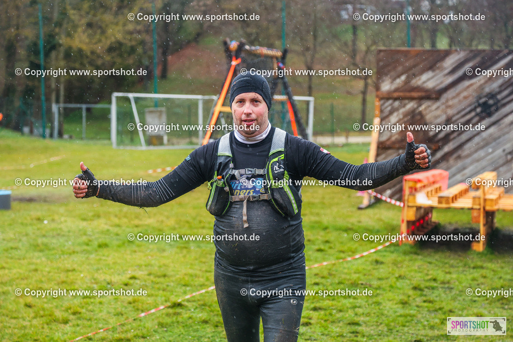 LUR_2058 | Rund um das Thema Sport-Event-Fotografie & individuelle Teilnehmerfotos. Jeder Teilnehmer wird fotografiert.