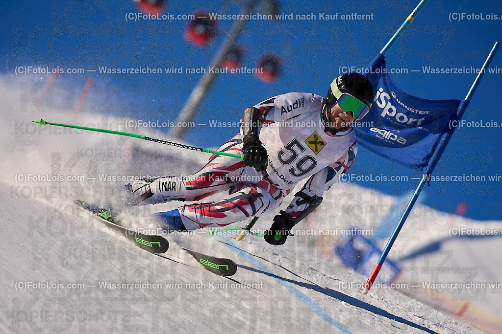 ALP2817_MASTERS-Cup_GS-B Herrn_Falez Alessandro | (C)FotoLois.com, Alois Spandl. FIS Masters-Cup Wildschönau, Giant Slalom auf der Piste Schatzberg GS, Siegerehrung auf dem Dorfplatz Niederau, Sa 13. Januar 2024.
