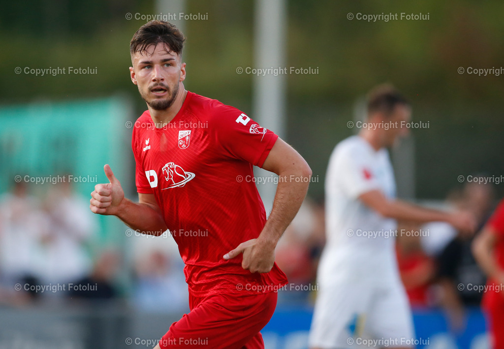 A_LUI_27082025_32 | SPORT,FUSSBALL,UNIQA OOEFB CUP 2.RUNDE,ASKOE OEDT-WSG TIROL 27.08.2025 IM BILD: TORSCHUETZE ZUM ANSCHLUSSTREFFER TONI BARISIC (OEDT) FOTO:FOTOLUI