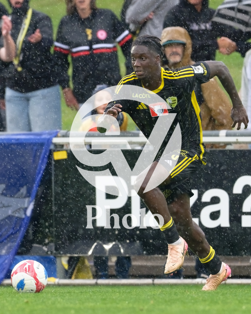 069_DZ9_3008 | Schweiz AXA Womens Super League 2025/26, FC Thun vs FC Luzern - Stockhorn Arena, Thun: 