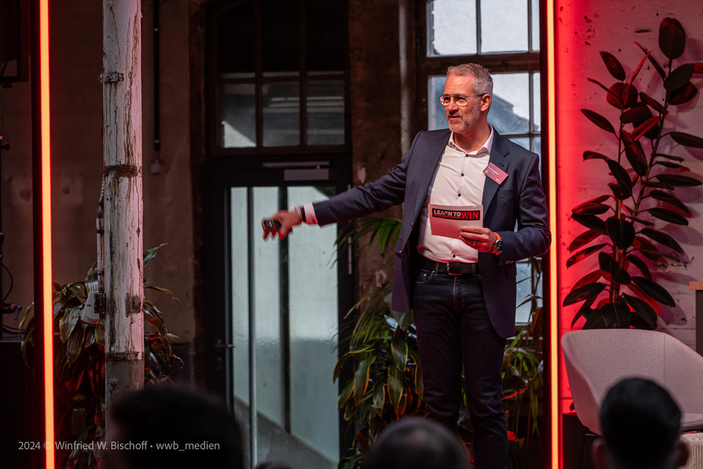 wwb_2061 | <Fotografie> <Video> <Film> <Winfried Bischoff> - Realisiert mit Pictrs.com