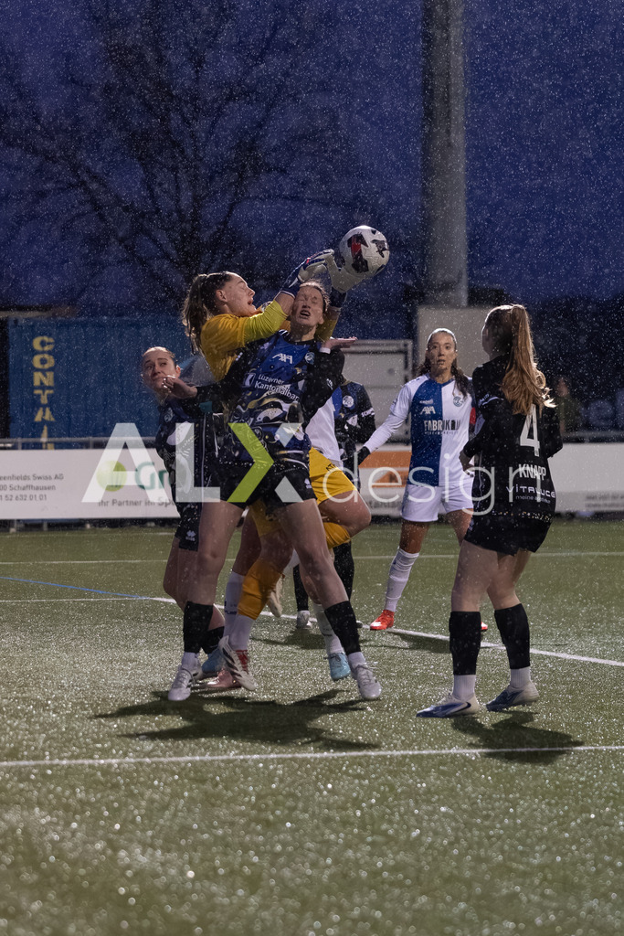 Fußball I Frauen I Saison 2025-2026 I AXA Women's Super League | Women I 14. Spieltag I Grasshoppers Club Zürich - FC Luzern I 14.02.2026 | 1 Lea Kramoviku (CH) (FC Luzern) – Tor - Realisiert mit Pictrs.com