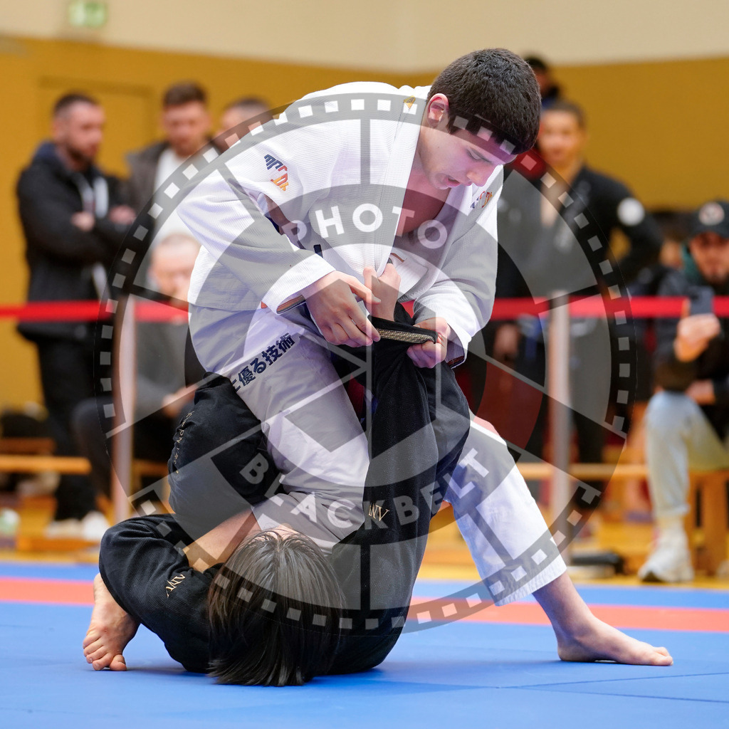 20240203PBB07922 | Fighters compete during the Brazilian Jiu-Jitsu Championship of the AJP Tour in Maintal by Frankfurt am Main, Germany, on February 2, 2024.