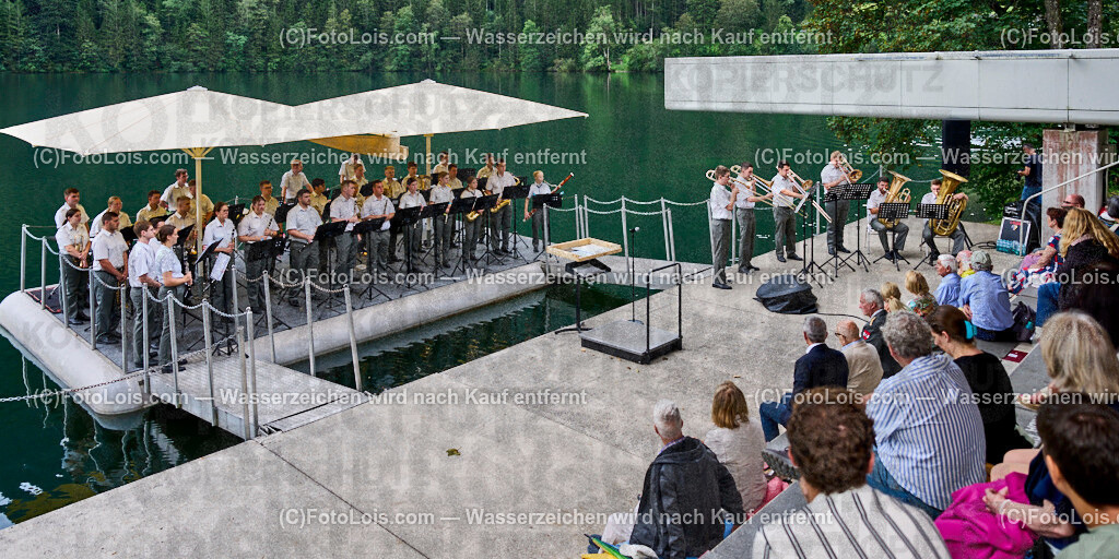 ALP0981_XXXX-Chopin-Festival_Ausklang_tiefes Blech | (C)FotoLois.com, Alois Spandl. XXXX. Chopin-Festival in der Kartause Gaming, musikalischer AUSKLANG auf der Seebühne Lunz mit dem Blasorchester der Miltärmusik Niederösterreich unter der Leitung von Oberst Adolf Obendrauf, So 18. August 2024.