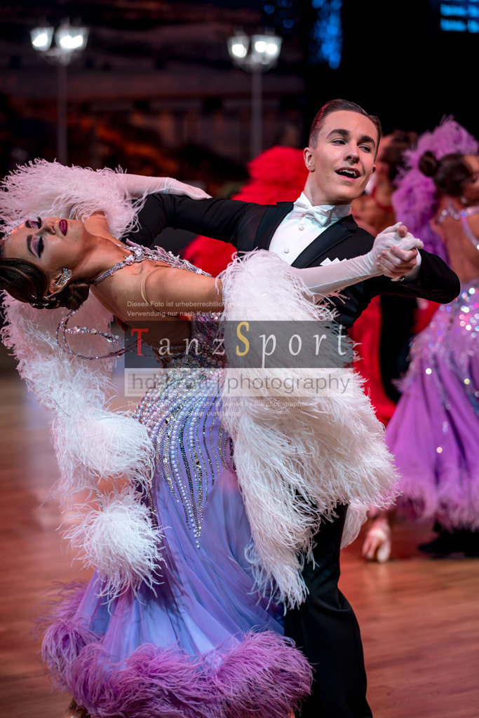 20251214_Baltic-Trophy_2543-2 | Tanzsportbilder, Standardtanz, Lateintanz, WDSF, DTV, LTVB, dancecomp, goc, hessen tanzt, blaues band der spree, walzer, tango, wiener walzer, slowfox, quickstepp, samba, rumba, cha-cha-cha, paso doble. jive, hd-kroft photography, turniertanzsport