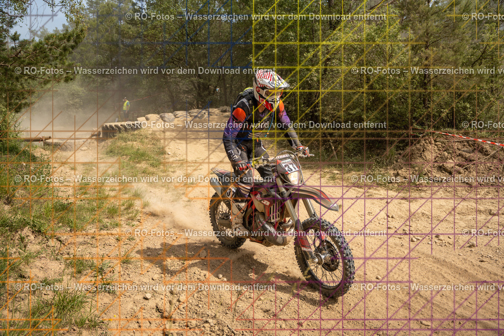Niederwürzbach 3 Lauf-640 | Sportfotografie von RO-Fotos: Motorsport, Motocross, Enduro, Laufveranstaltungen und Triathlon. Professionelle Fotos von Sportlern und Events. - Realisiert mit Pictrs.com