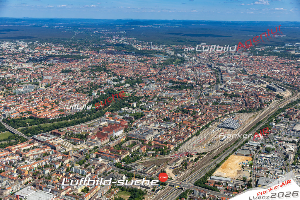 Aktuelles Luftbild von weststadt Nürnberg - Die Luftaufnahme wurde 2020 mittels UL-Flugzeug erstellt ( keine Drohne ) - hochauflösende Kamera-Systeme von  Canon -Beste Qualität - Für grossformatige Ausdrucke geeignet. Die Geschenkidee !