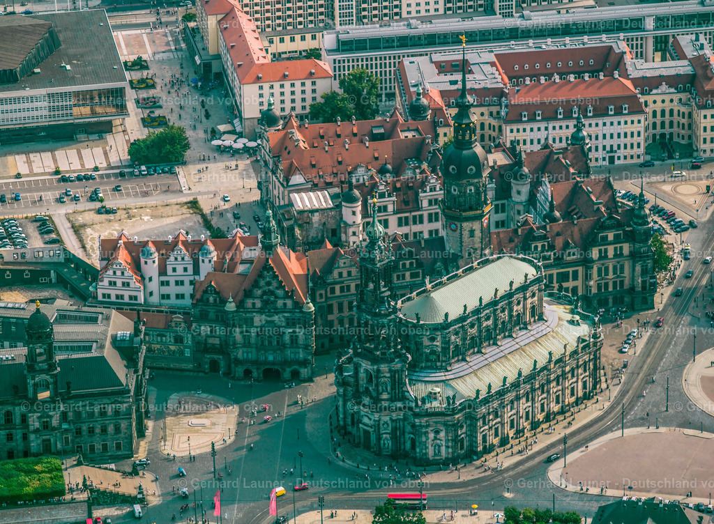 2417499 | Kathedrale Sanctissimae Trinitatis, Dresden