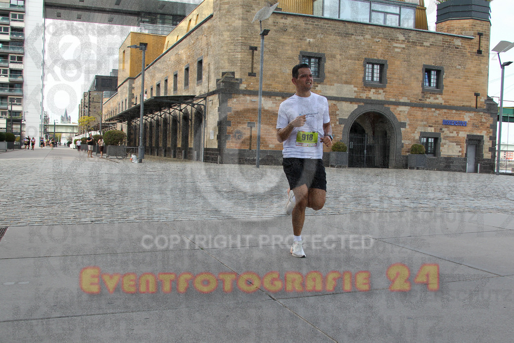 250920_1509_EV4_8157 | Sportfotografie im Rhein-Sieg Kreis, Köln, Bonn, NRW, Rheinland Pfalz, Hessen, etc. Unser Tätigkeitsfeld umfasst den Laufsport vom Volkslauf über den Marathon, Duathlon, Triathon bis zum Ultralauf wie Kölnpfad Ultra oder Schindertrail.