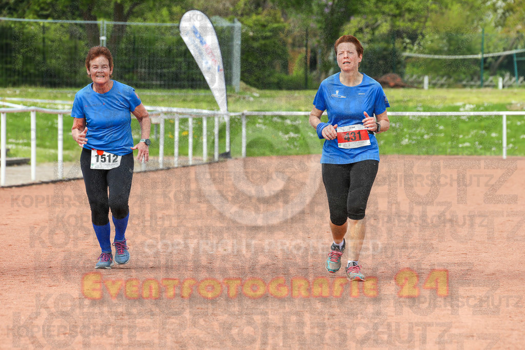 220501_1229_EX1_2202 | Sportfotografie im Rhein-Sieg Kreis, Köln, Bonn, NRW, Rheinland Pfalz, Hessen, etc. Unser Tätigkeitsfeld umfasst den Laufsport vom Volkslauf über den Marathon, Duathlon, Triathon bis zum Ultralauf wie Kölnpfad Ultra oder Schindertrail.