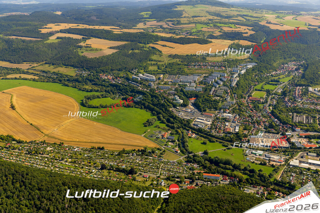 Neue Luftbildaufnahme der Stadt Meiningen - Das Luftbild wurde 2025 vom UL-Flugzeug heraus erstellt ( keine Drohnenaufnahme ) - Hochauflösende Luftaufnahme - für Wandbilder und großformatige Ausdrucke geeignet. Das besondere Geschenk!Hier alle&nbsp;Infos zur Lizenzierung der LuftaufnahmeWir fliegen auch dieses Jahr wieder in Ihre Region um Luftbilder zu erstellen.- Luftbild anfragen