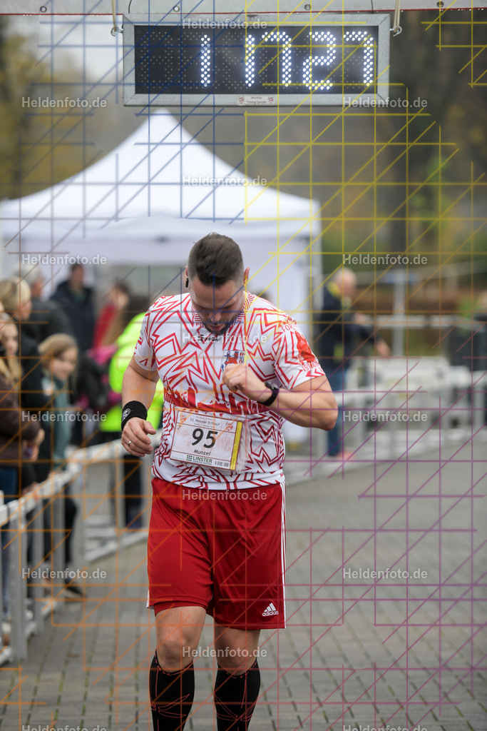 Neusser Erftlauf 2025  | 15km Neusser Erftlauf 2025 Foto: Heldenfoto.de